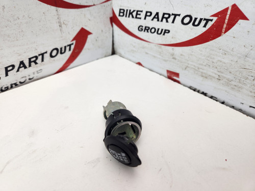 Socket 12V accessory Moto Guzzi 1200 Sport 08-13 Breva Norge Stelvio Aprilia AP8124768