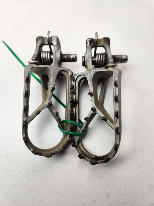 OEM Foot Pegs Footpeg KTM 150 EXC 20-22 250 350 450 500 EXC-F 17-23 79603040033