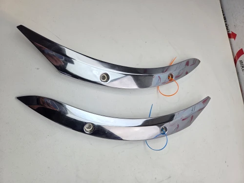 Rear Fender strut cover pair Victory Vegas 03-13 Kingpin 04-12 5631842-156 5631841-156