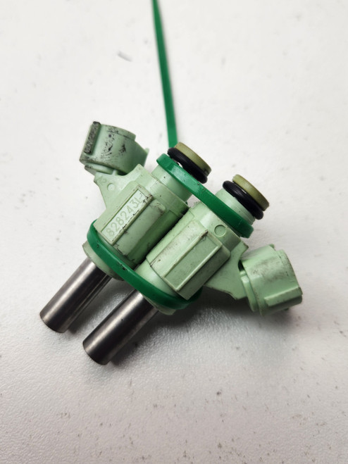 OEM Fuel Injectors Kawasaki EX650 Ninja 650 20-25 49033-0568