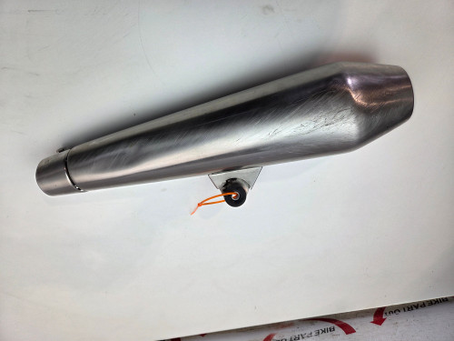 OEM RH Exhaust Muffler Scratch Dent Triumph Thruxton  1200 RS T2209928