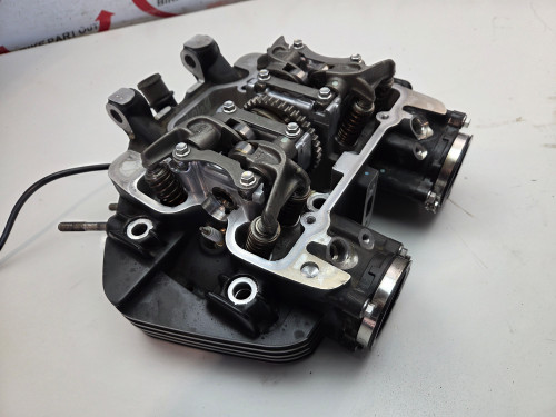 Cylinder head and valves Triumph Thruxton RS  Speed twin 1200 T1156067