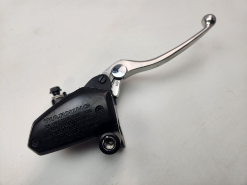 Front Brake Master Cylinder Kawasaki ER650 Z650 Ninja 17-25 KLE650 15-25 43015-0601