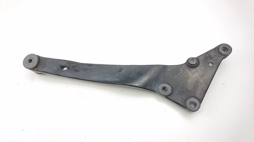 RH Exhaust Muffler Hanger Bracket Mount Triumph Thunderbird 1600 T2085012
