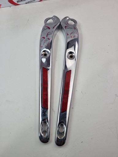 サンダーバード Fender Strut cover pair Harley Davidson Dyna Low rider