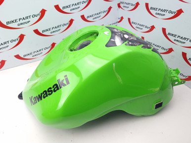 Fuel Petrol tank Kawasaki Ninja ZX10 ZX10R ZX1000 08-09