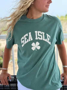 Sea Isle Clover short sleeve tee
