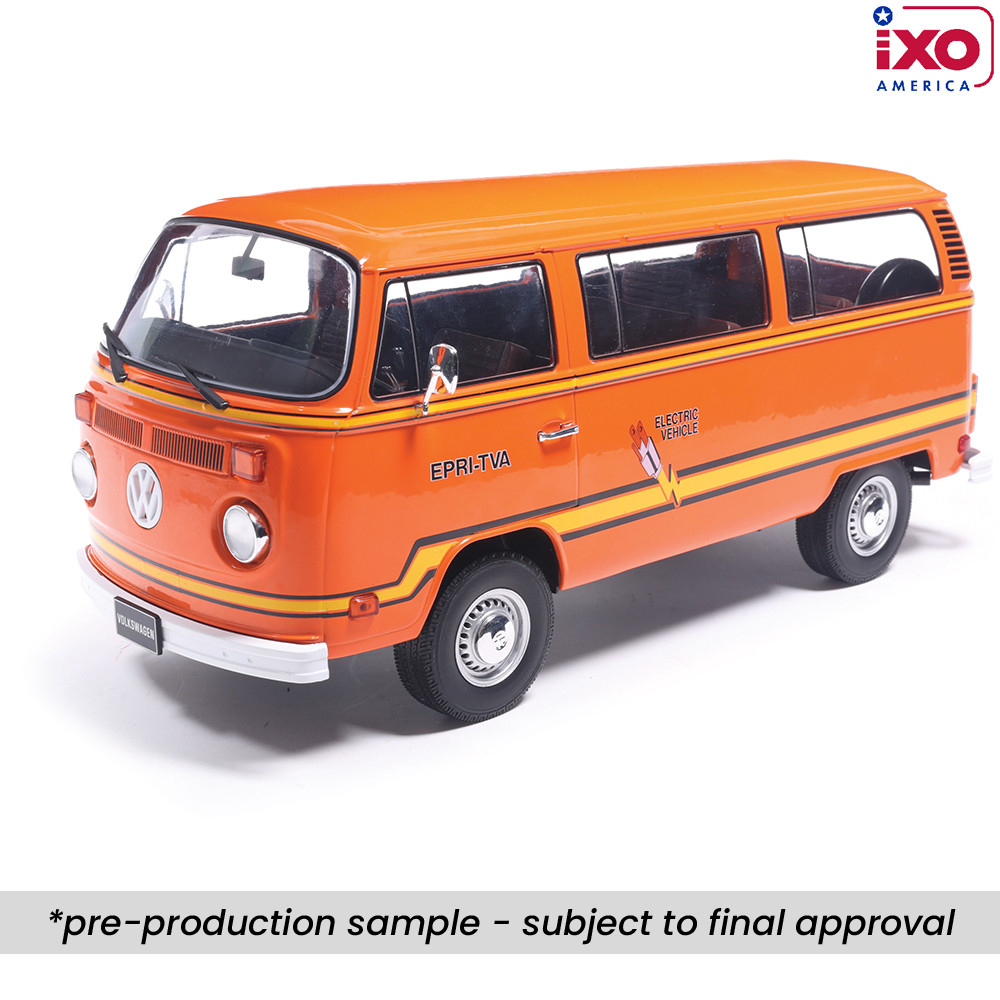1:18 Scale 1978 Volkswagen Type 2 Bus 