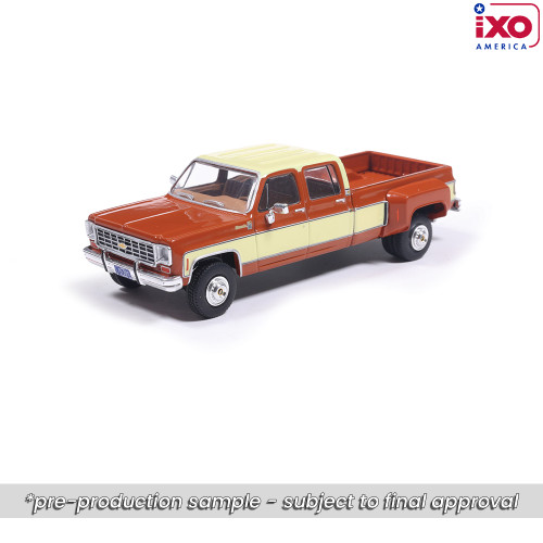 1:64 1975 Chevrolet K30 Crew Dab Dually - Grecian Bronze and Santa Fe Tan Deluxe Two-Tone Main Image