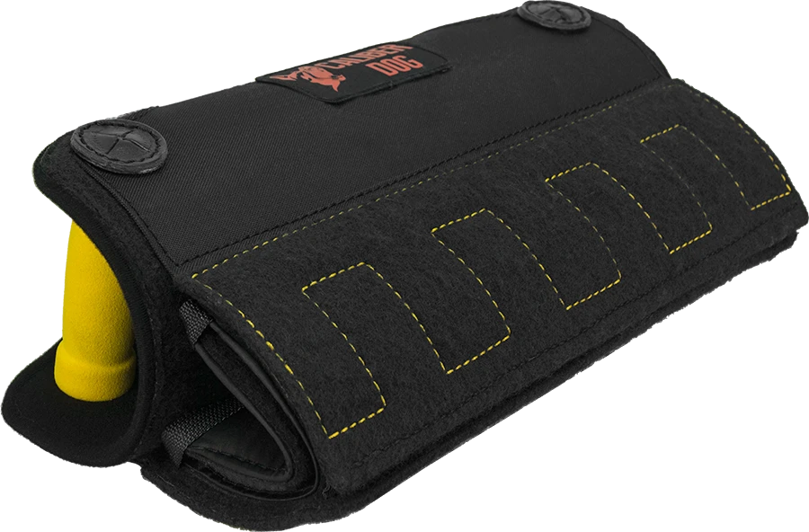 K9 protection training sleeve with padded interior handle