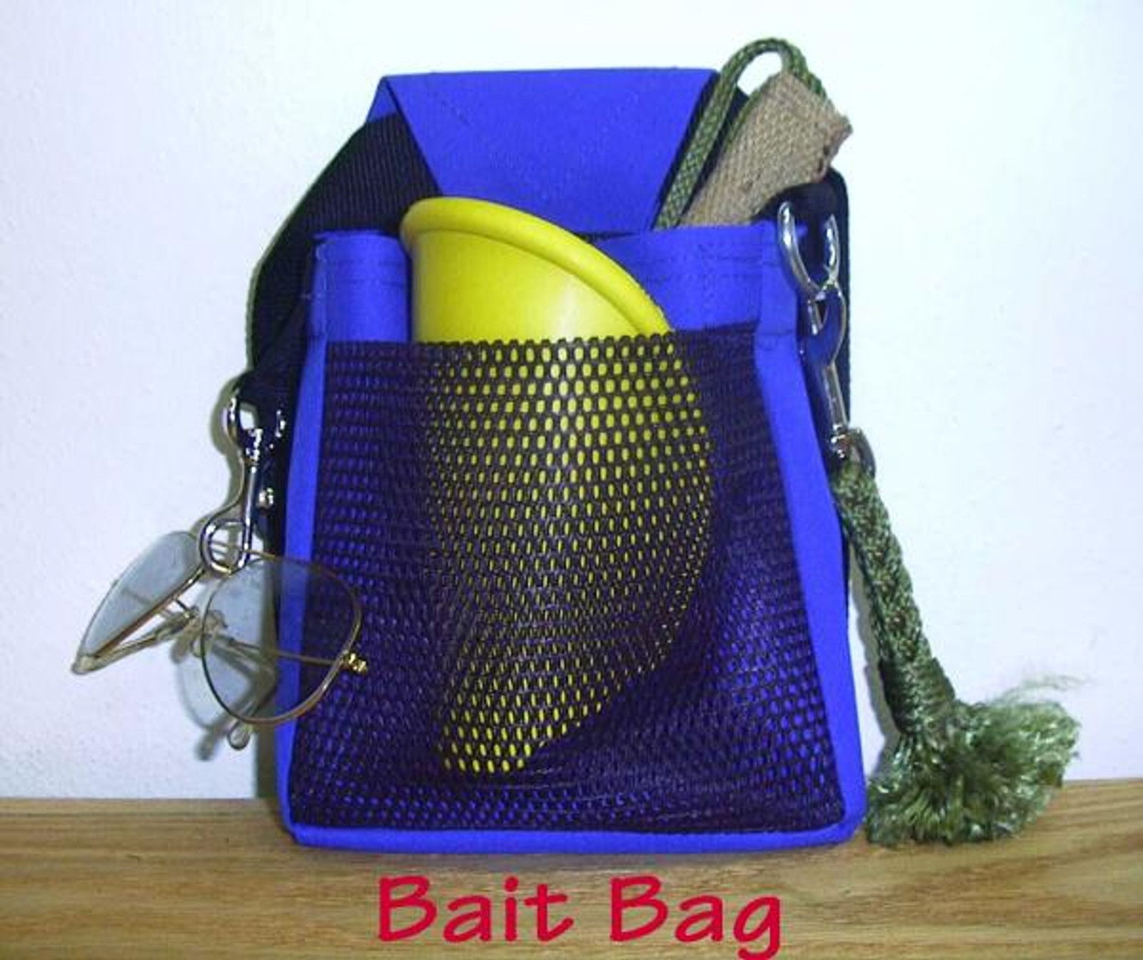 Two Pocket Bait Bag, Durable Dog Training Reward Holder