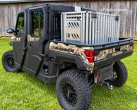 Full ventilation dog kennel for vehicle transport