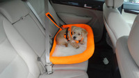 EEZWALKER No Slip Seat Belt Dog Bed