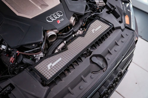 Racingline high-flow panel air filter for Audi RS6 and RS7 C8