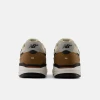 NB Numeric Andrew Reynolds 933