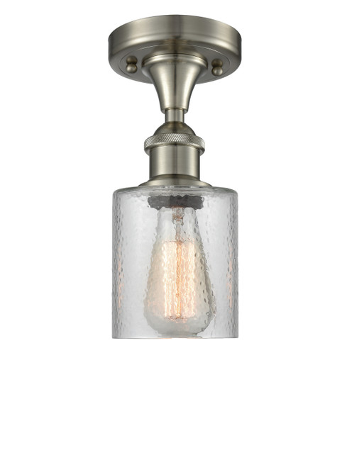 manufacturer_finish:Brushed Satin Nickel|manufacturer_glass:Clear Cobbleskill|light_output:220.00lm|color_temperature:2200K|cri:99