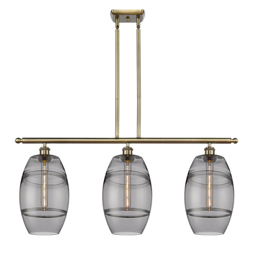 manufacturer_finish:Antique Brass|manufacturer_glass:Light Smoke Vaz