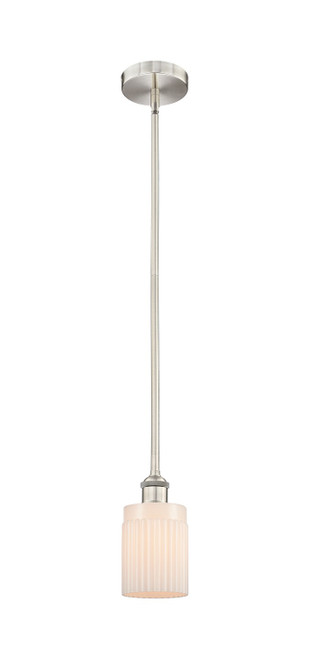 manufacturer_finish:Brushed Satin Nickel|manufacturer_glass:Cased Matte White Hadley|light_output:220.00lm|color_temperature:2200K|cri:99