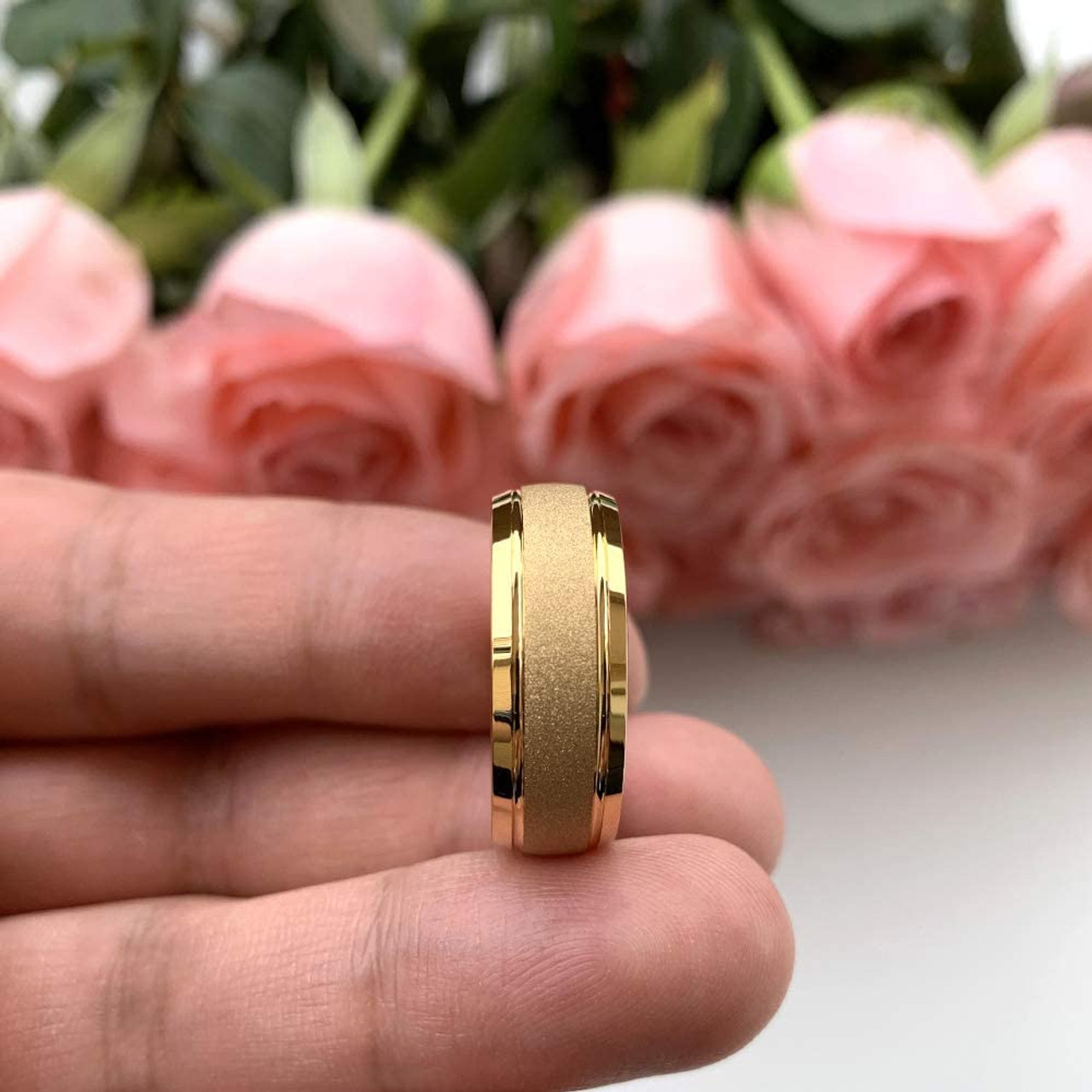 New Design Gold Finish Finger Ring For Men, पुरुषों की सोने की अंगूठी,  मेन्स गोल्डन रिंग्स, जेंट्स की सोने की अंगूठी - Beeline, Pune | ID:  2849615069073