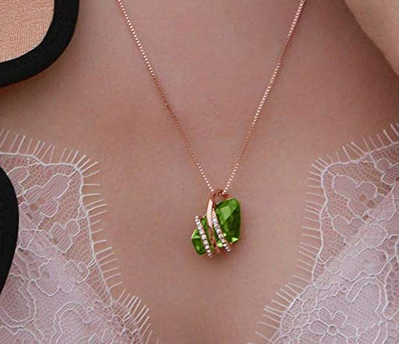 August Birthstone - Peridot Light Green Crystal Rock Pendant and CZ stones - with 18" Rose Gold Chain Necklace. Gift for Lover, Girl Friend, Wife, Valentine's Day Gift, Mother's Day, Anniversary Gift Crystal Necklace.