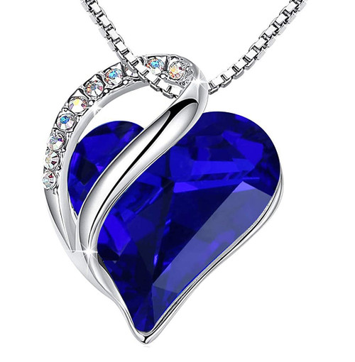 Van Cleef & Arpels Alhambra Vendome 18k Lapis Pendant Necklace – Madison  Avenue Couture