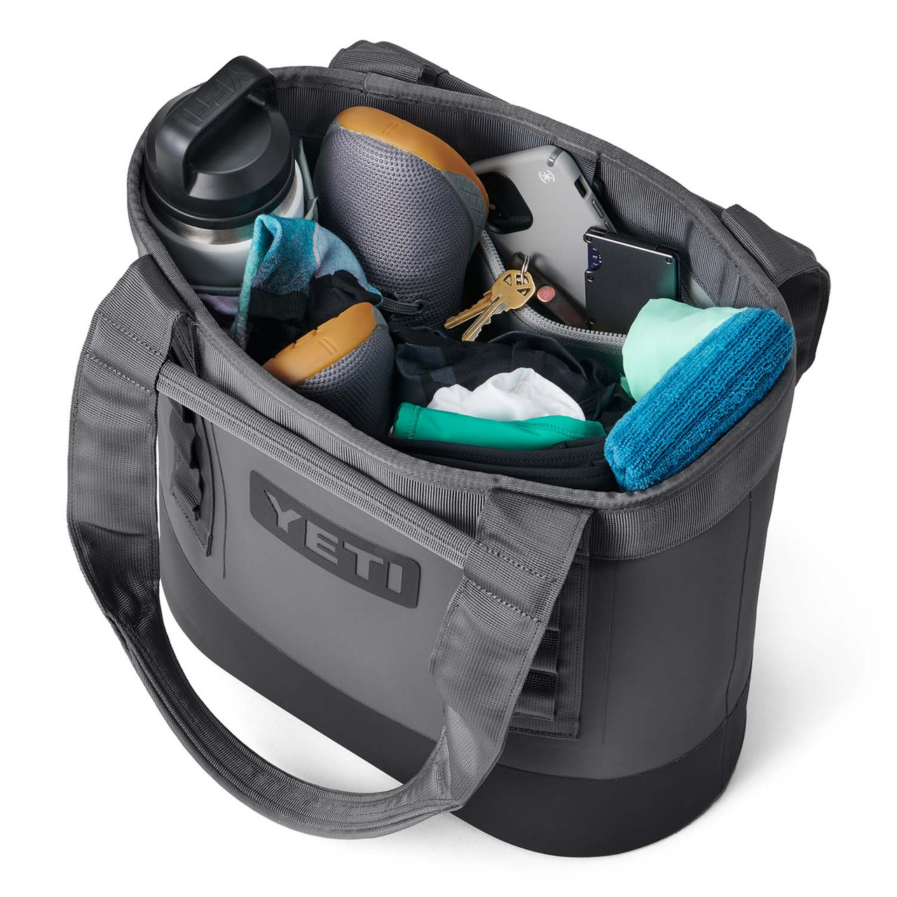 Yeti Camino Carryall 20 | Rogers Sporting Goods