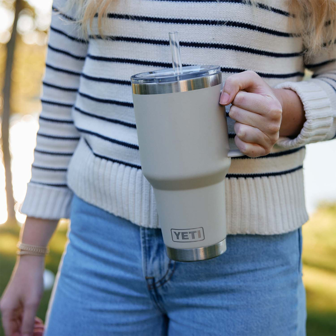 Yeti Rambler 35oz Mug with Straw Lid | Rogers Sporting Goods