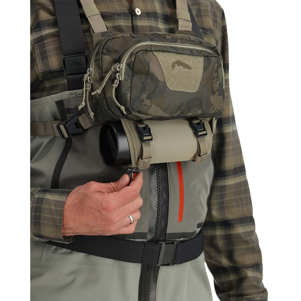 Simms Tributary Hybrid Chest Pack | Rogers Sporting Goods
