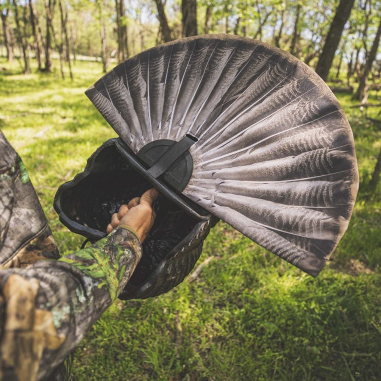 Flextone Thunder Creeper Strutter and Chick Breeder Turkey Decoy