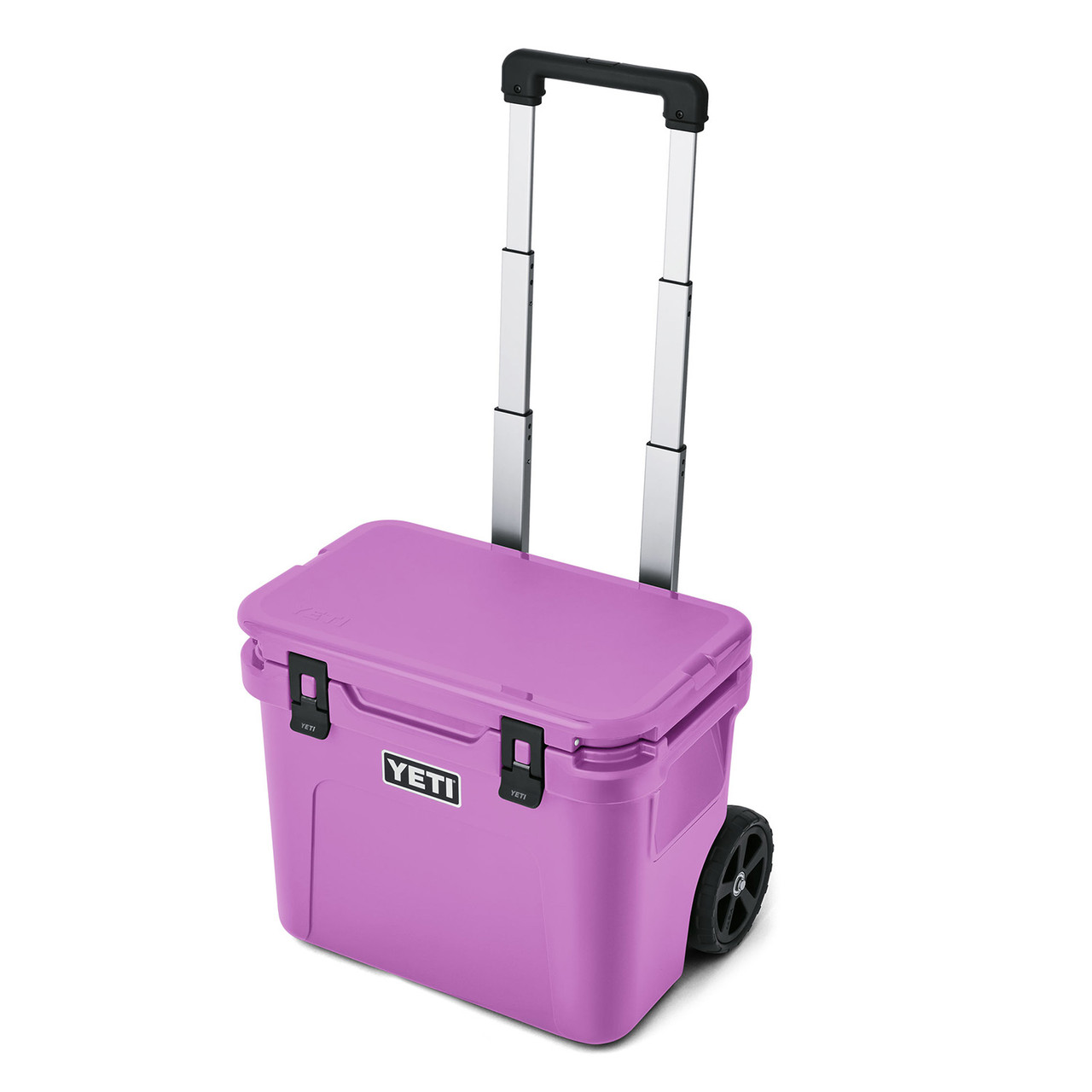 Yeti Roadie 32 Wheeled Cooler | Rogers Sporting Goods