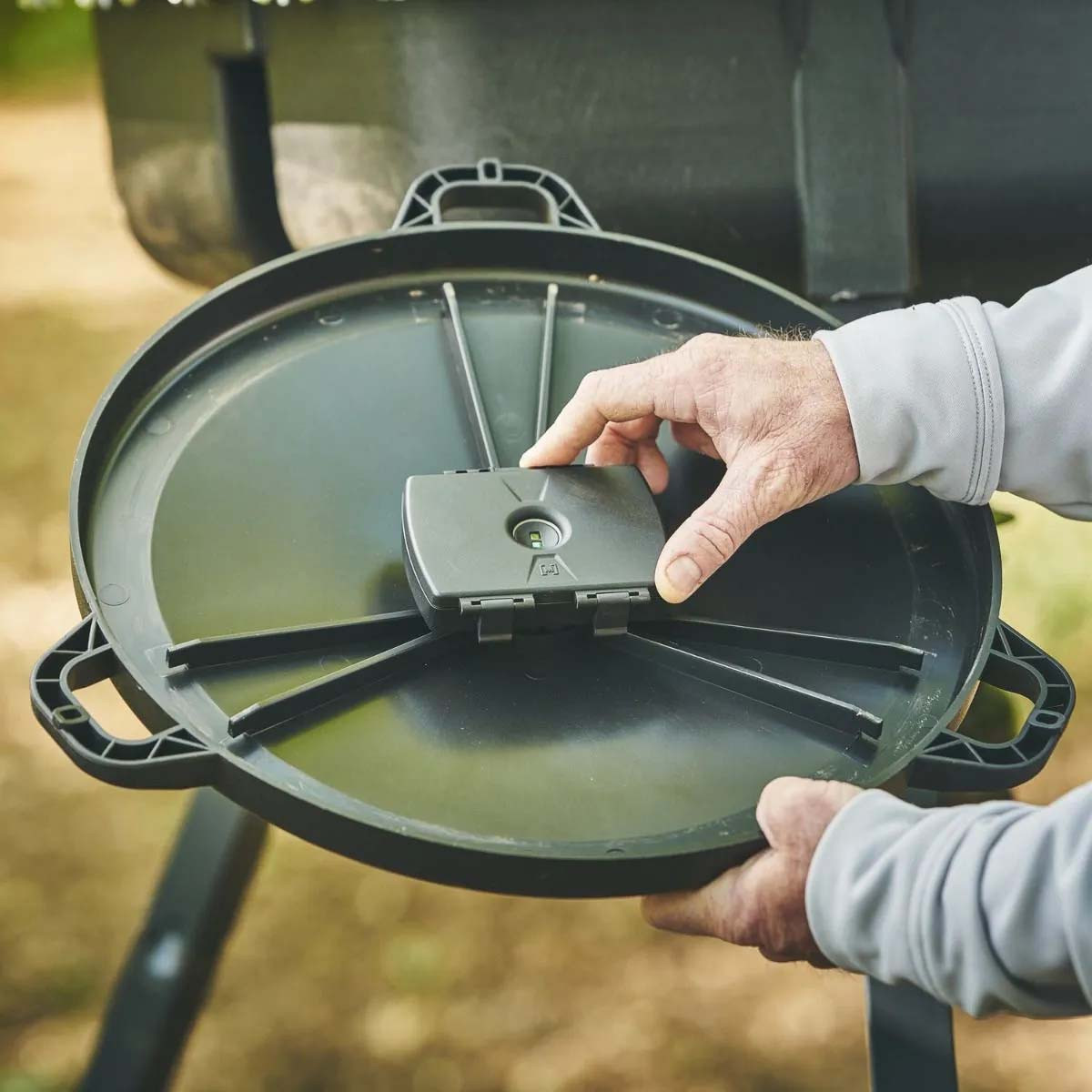 Moultrie Mobile Feed Hub