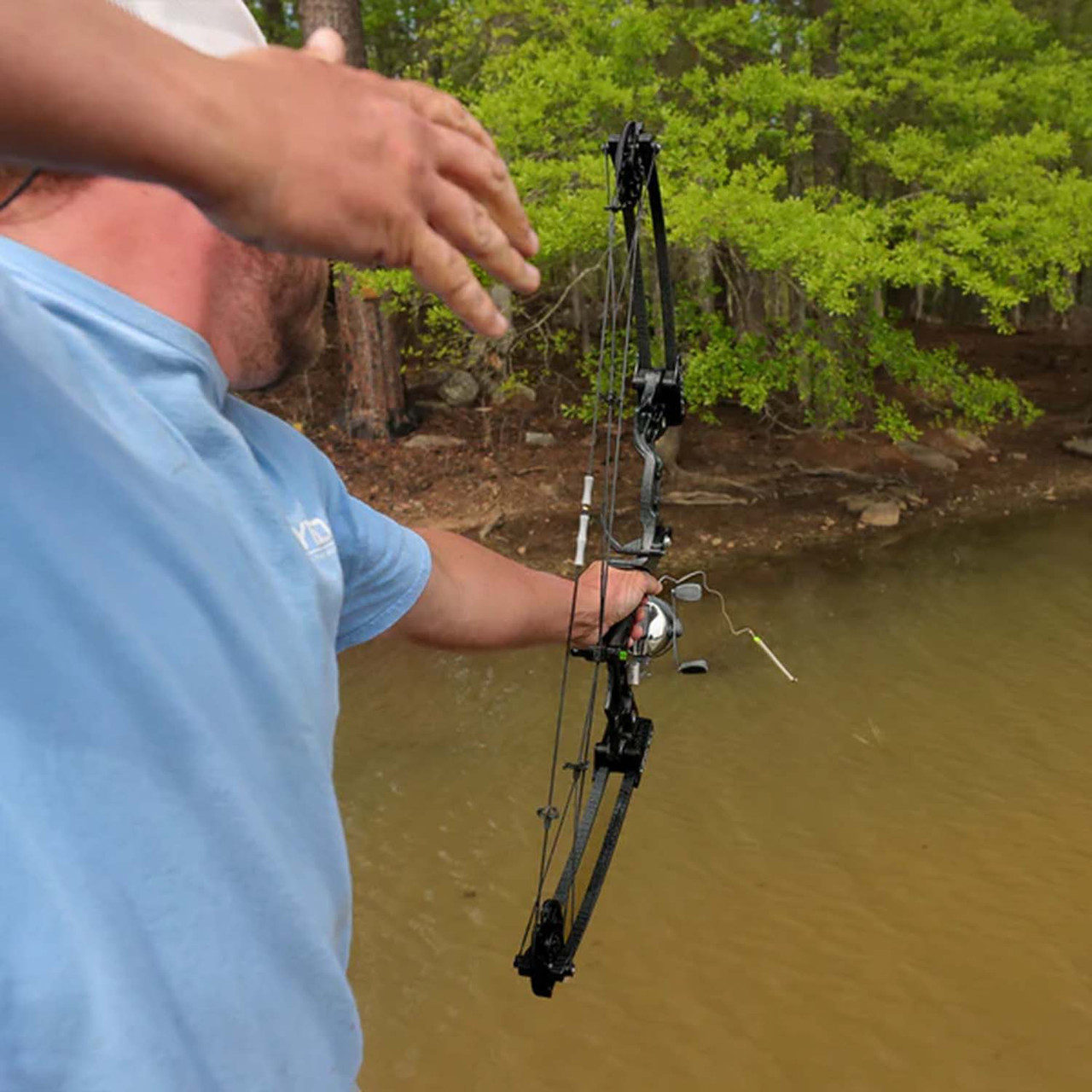 Muzzy V2 Left-Handed Bowfishing Spin Kit | Rogers Sporting Goods