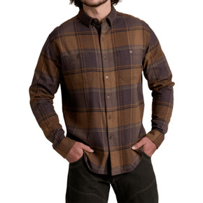 Kuhl Fugitive Flannel Shirt Image in Smoked Barrel