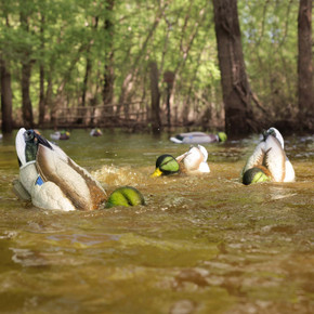 Higdon Outdoors Decoy Motion Machine In-the-Field with Decoys Image