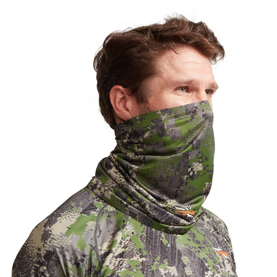 Sitka Core Neck Gaiter Side Model Image