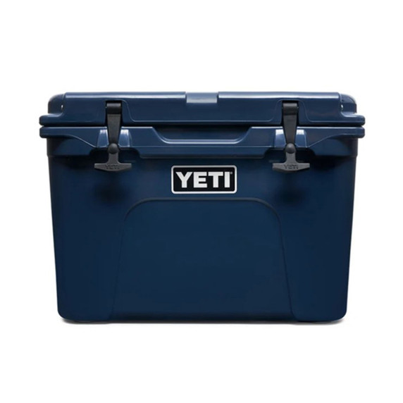 Yeti Tundra 35 Hard-Sided Cooler Image in Navy