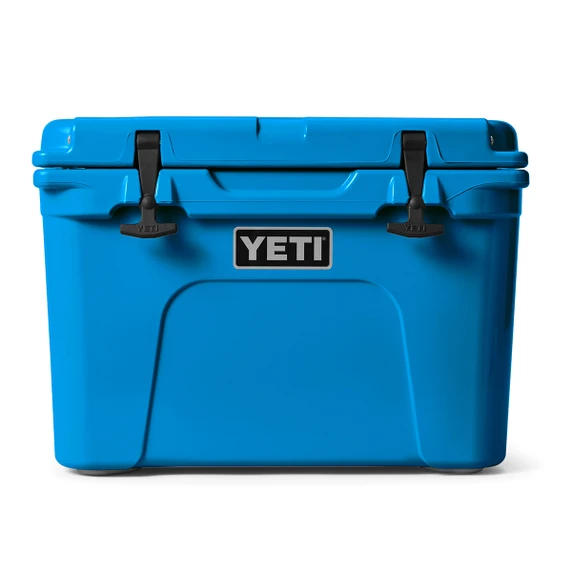 Yeti Tundra 35 Hard-Sided Cooler Image in Big Wave Blue