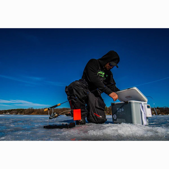 Live Bait Pro Cooler with Rechargeable Aerator