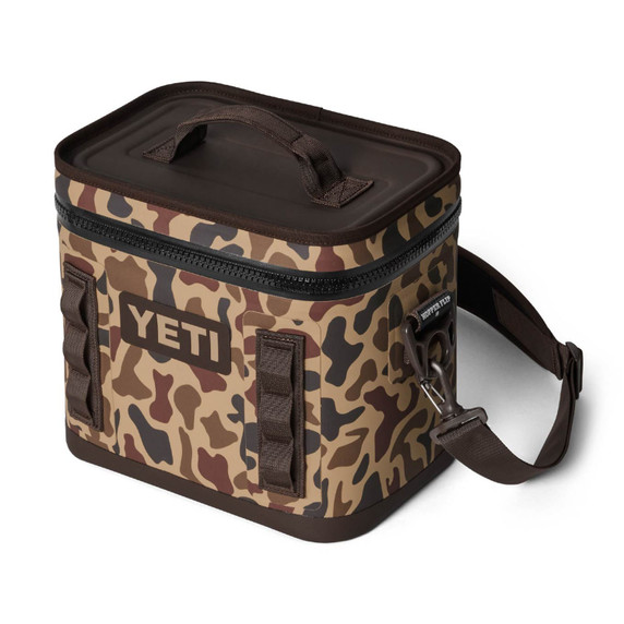 Top Closed Image of the Yeti Hopper Flip 8 Soft Cooler. 