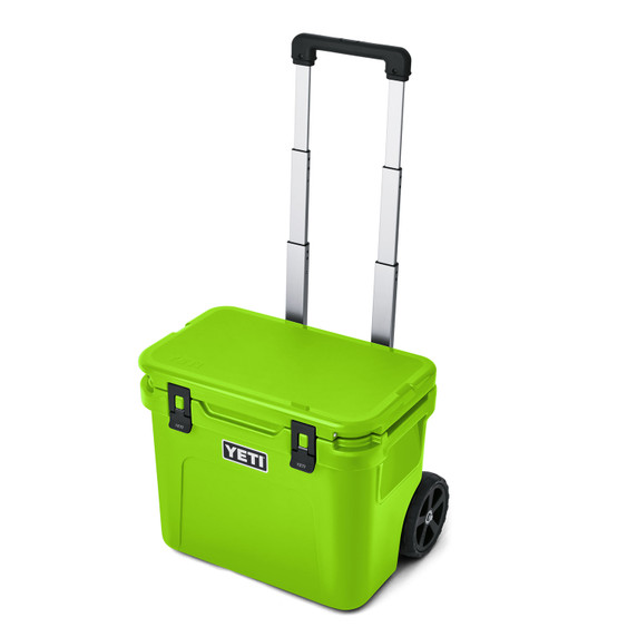 Yeti Roadie 32 Wheeled Cooler Image in Venom