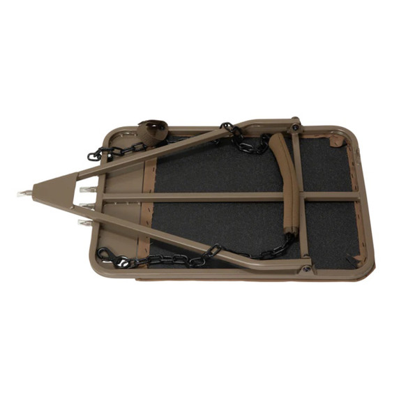 Bottom Image of the Avery Boomer Dog Stand.