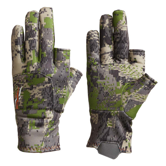 Sitka Fanatic Glove Image in Optifade Cover