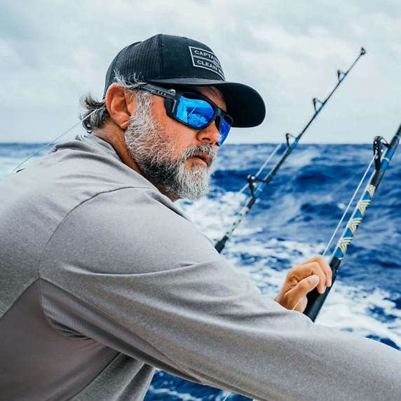 Costa King Tide 8 580 Glass Polarized Sunglasses Model Image