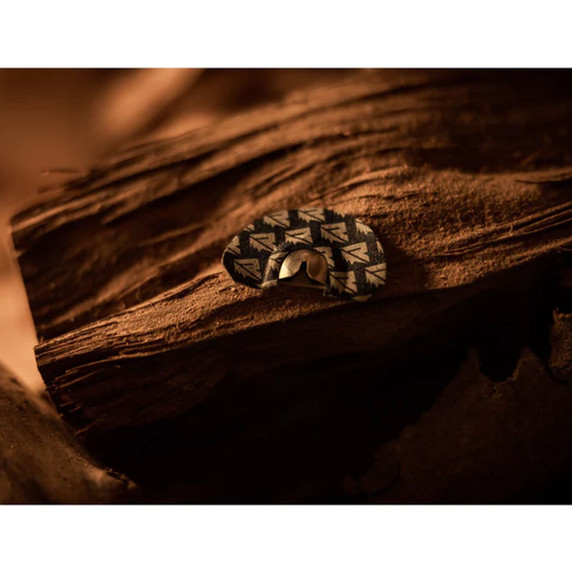 Riven RS2 Small Dome Elk Call Mood Image