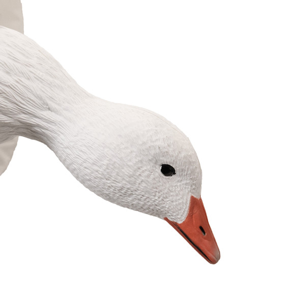 Final Approach Live Feeder Snow Sock with 3D Head Detailed Image
