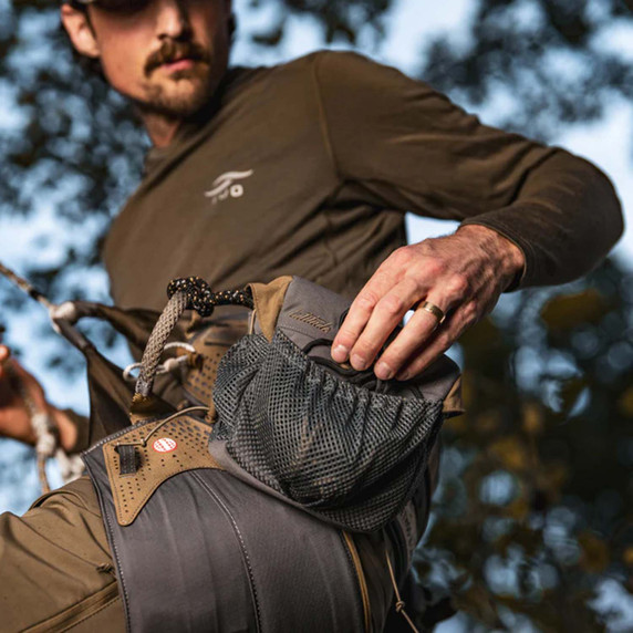 Latitude Operator Saddle Pouch Model In Tree Image