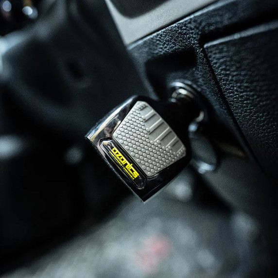 Ozonics Micro3 Car Scent-Eliminating Ozone Generator In Vehicle Image