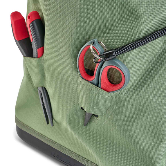 Plano Weekend Tackle Backpack scissor pocket image
