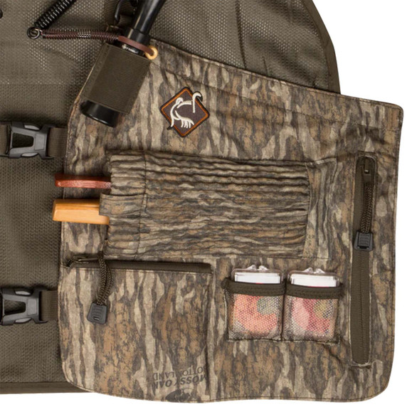 Other side pocket image of the Drake Time & Motion Easy-Rider Turkey Vest