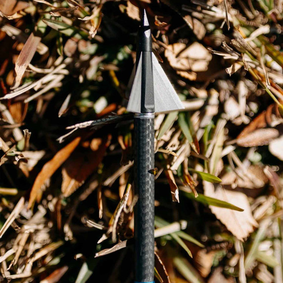 Lifestyle Image of the Swhacker #311 Single Bevel 100 Grain Fixed 3-Blade Broadhead.